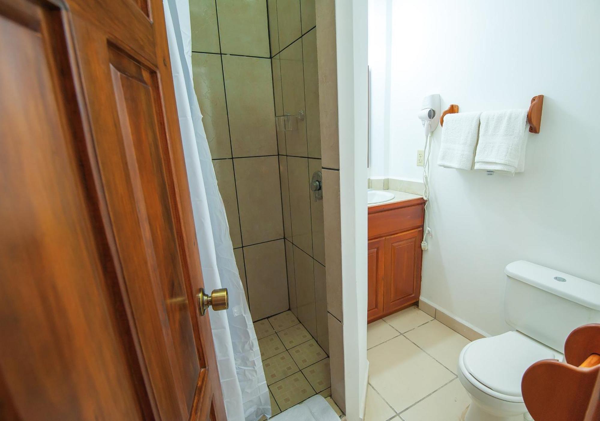 Hotel Los Corales West End Luaran gambar